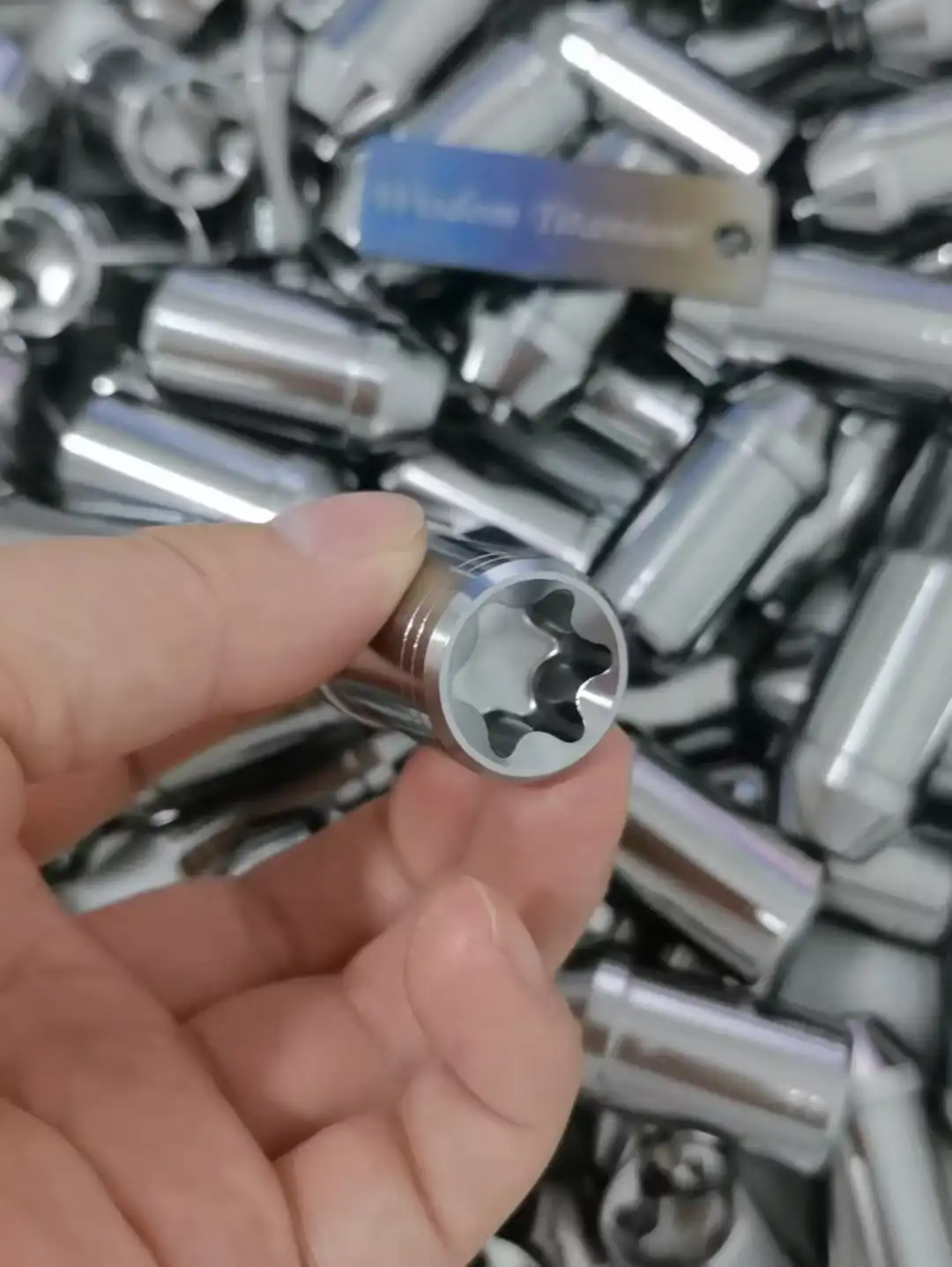 product-1-1 product-1-1