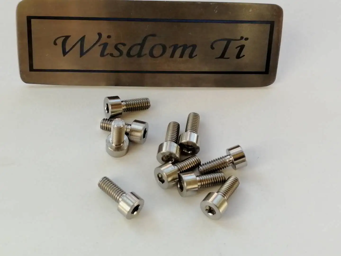 product-1-1 product-1-1