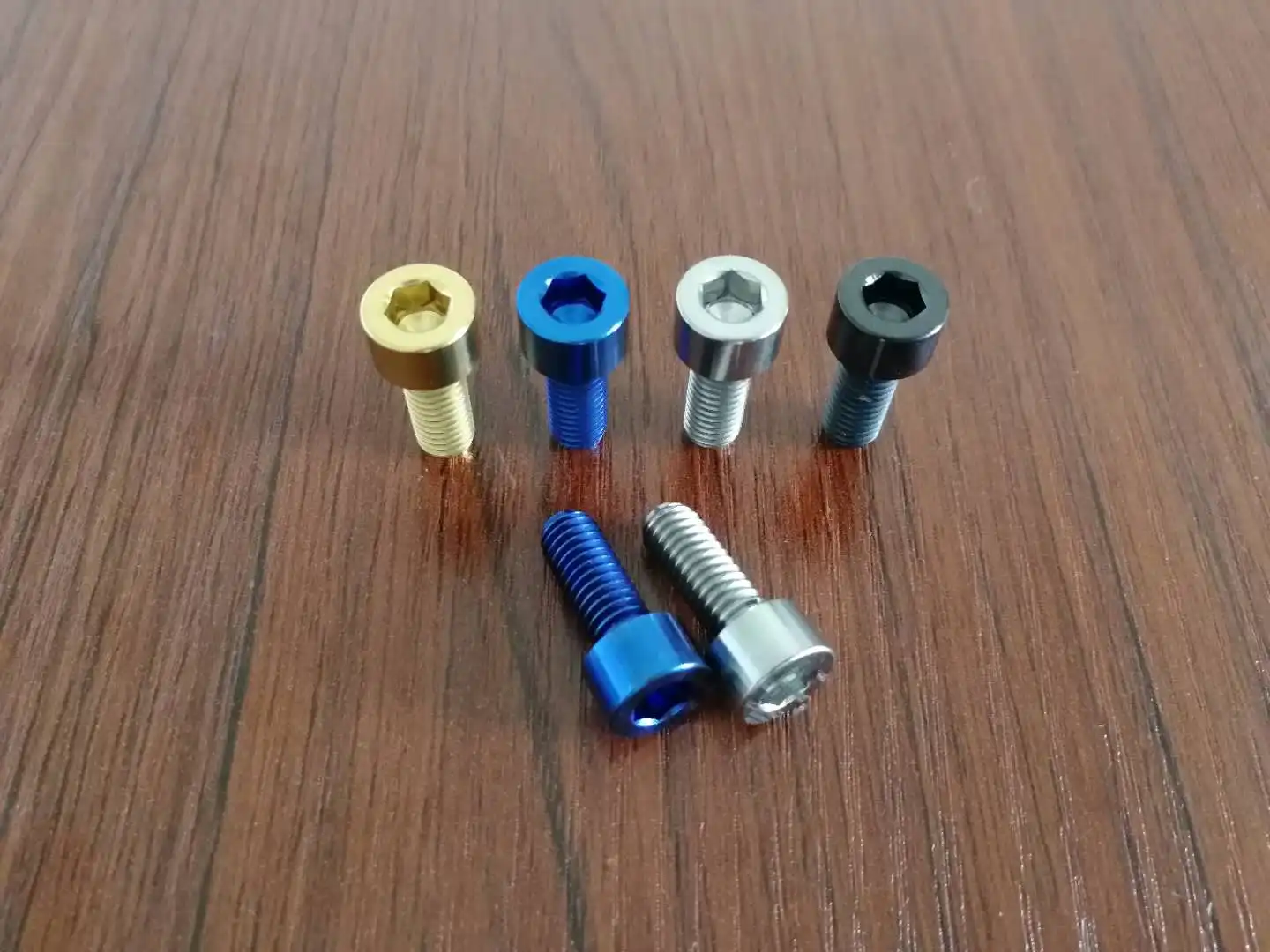 product-1-1 product-1-1